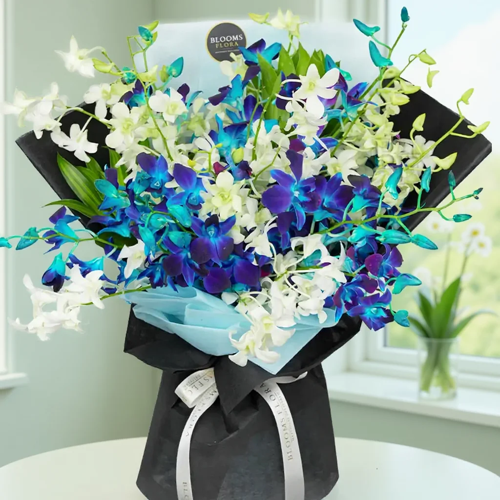 10 blue and white orchids bouquet