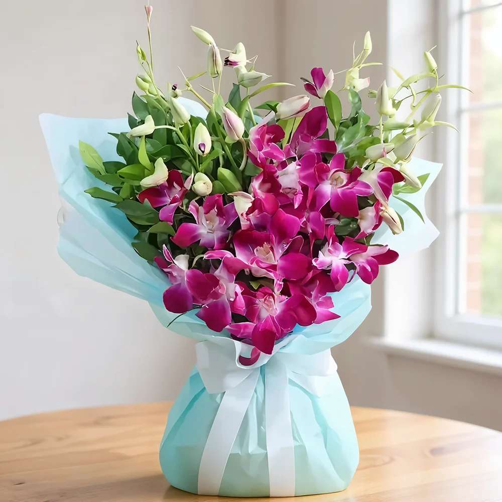 Bouquet of 5 stems of purple orchids