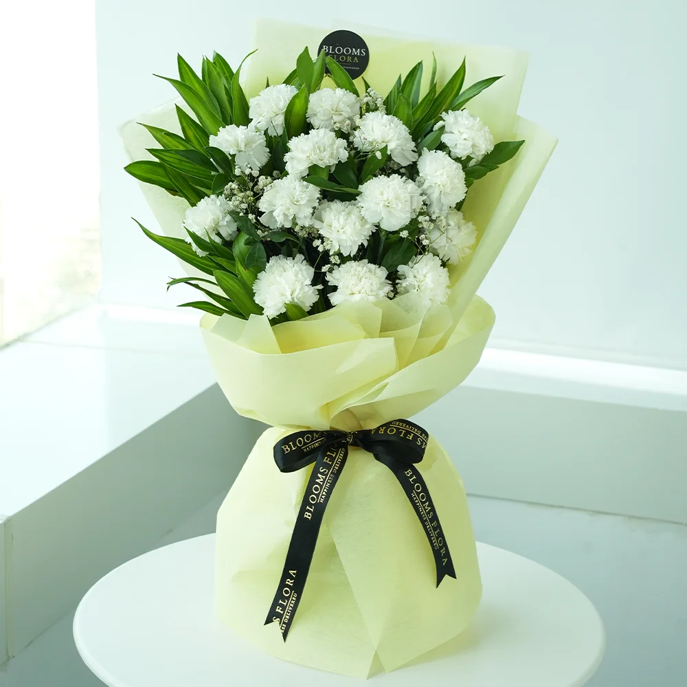 30 white carnations bouquet